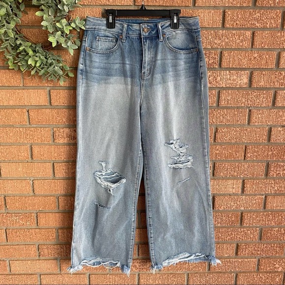 SOLD Sincerely Jules Wide Leg Cropped Jeans - Picture 1 of 10